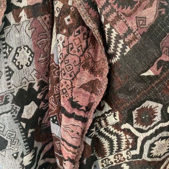 Dynamite blanket scarf. Cotton. One size. - Picture 3 of 3